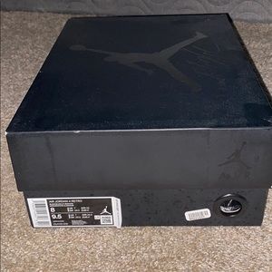 Air Jordan Retro 4’s “Black Cat”